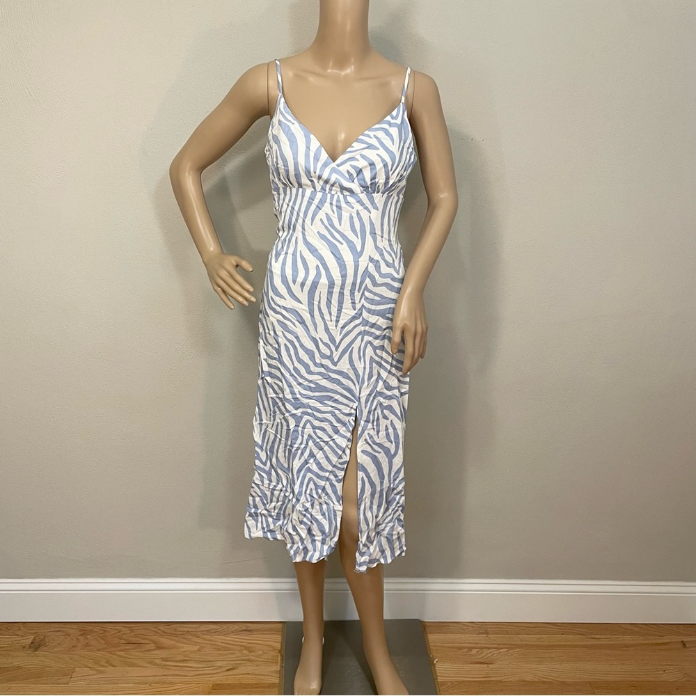 Le Lis Collection Zebra Print Midi Dress
